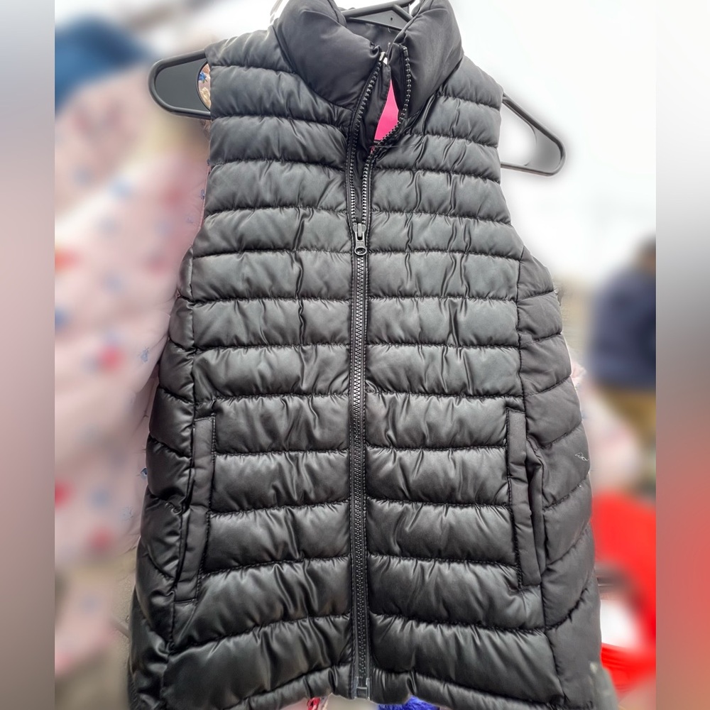 Ideology Girls Black and Pink Puffer Vest